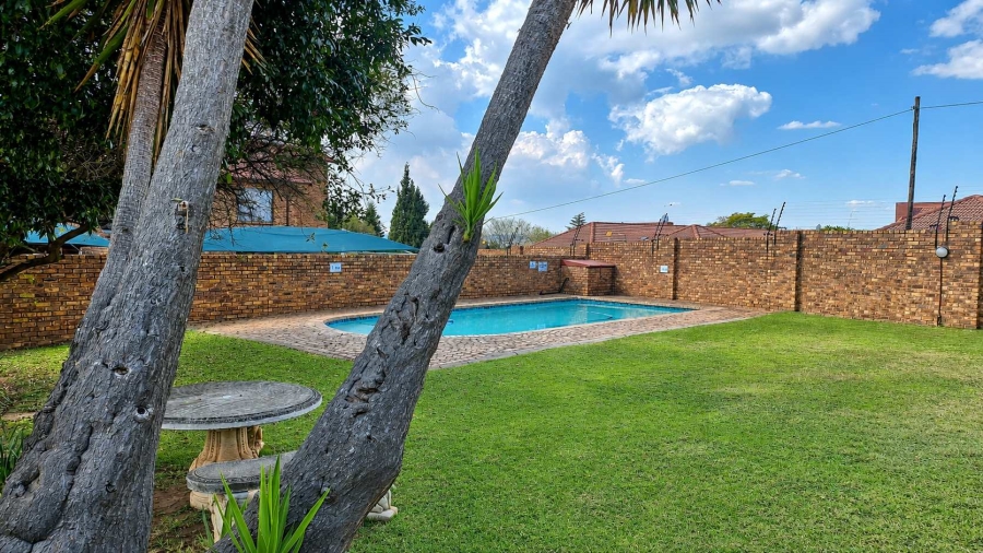 3 Bedroom Property for Sale in North Riding Gauteng