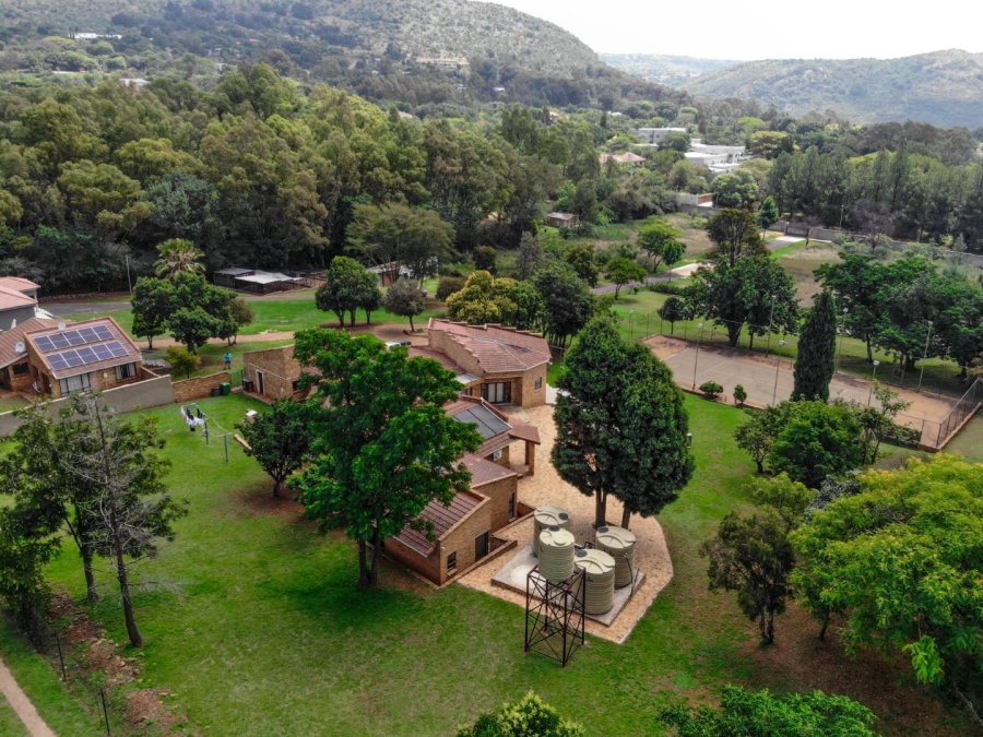 9 Bedroom Property for Sale in Poortview Gauteng
