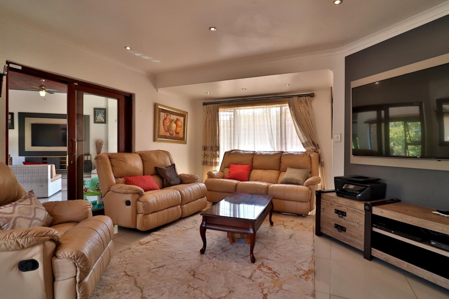 9 Bedroom Property for Sale in Poortview Gauteng