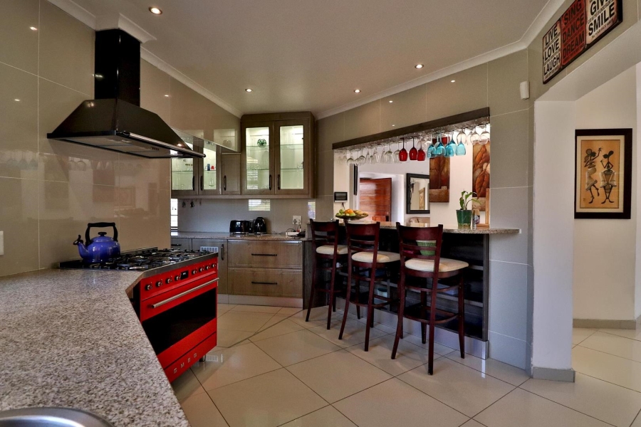 9 Bedroom Property for Sale in Poortview Gauteng
