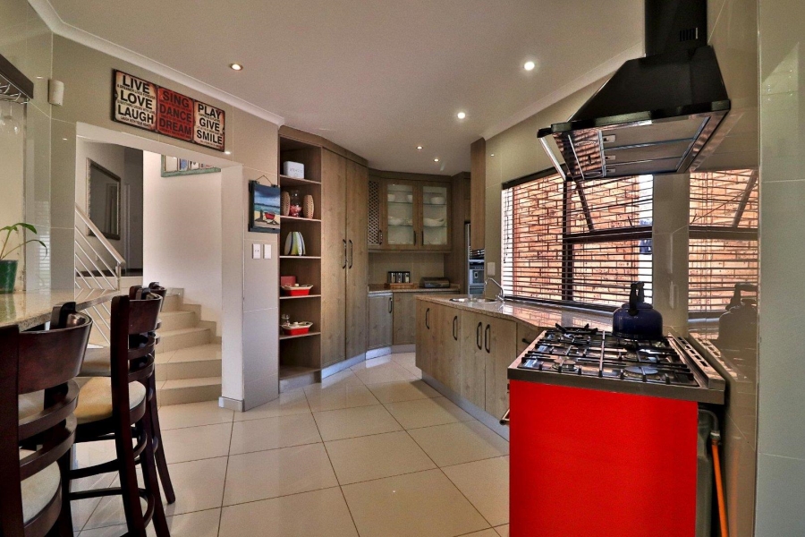9 Bedroom Property for Sale in Poortview Gauteng