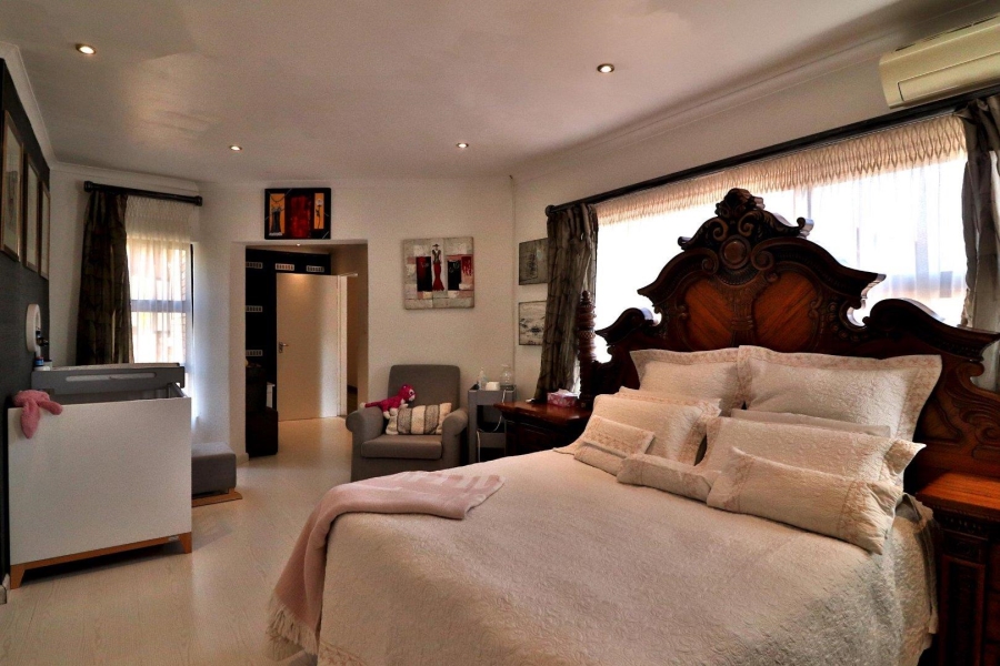 9 Bedroom Property for Sale in Poortview Gauteng