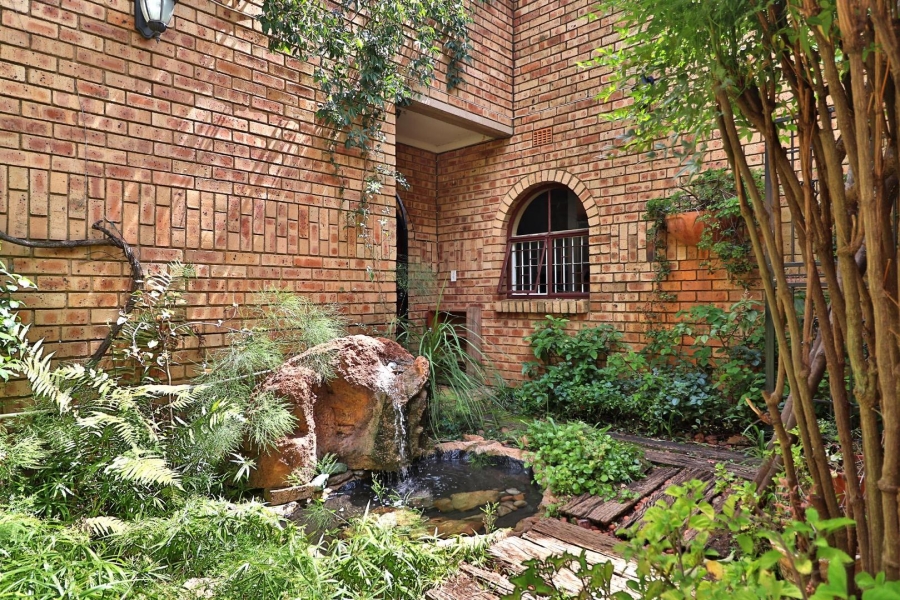 3 Bedroom Property for Sale in Ruimsig Gauteng