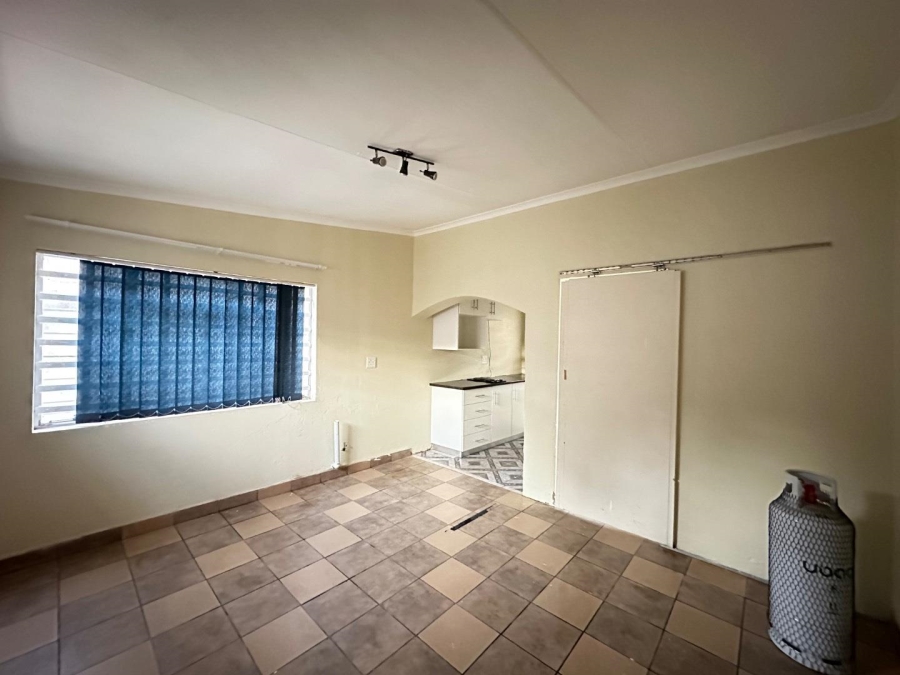 To Let 1 Bedroom Property for Rent in Danville Gauteng