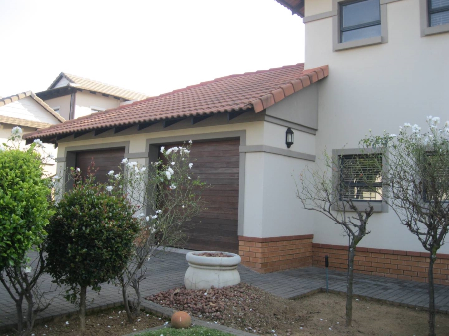 To Let 4 Bedroom Property for Rent in Midlands Estate Gauteng