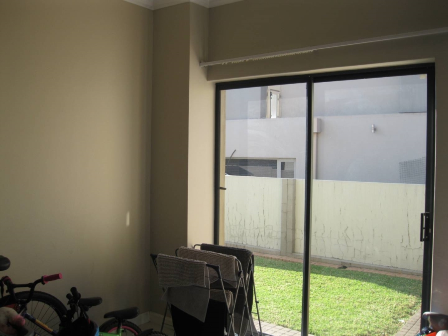 To Let 4 Bedroom Property for Rent in Midlands Estate Gauteng