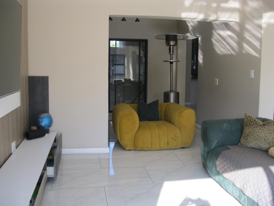 To Let 4 Bedroom Property for Rent in Midlands Estate Gauteng