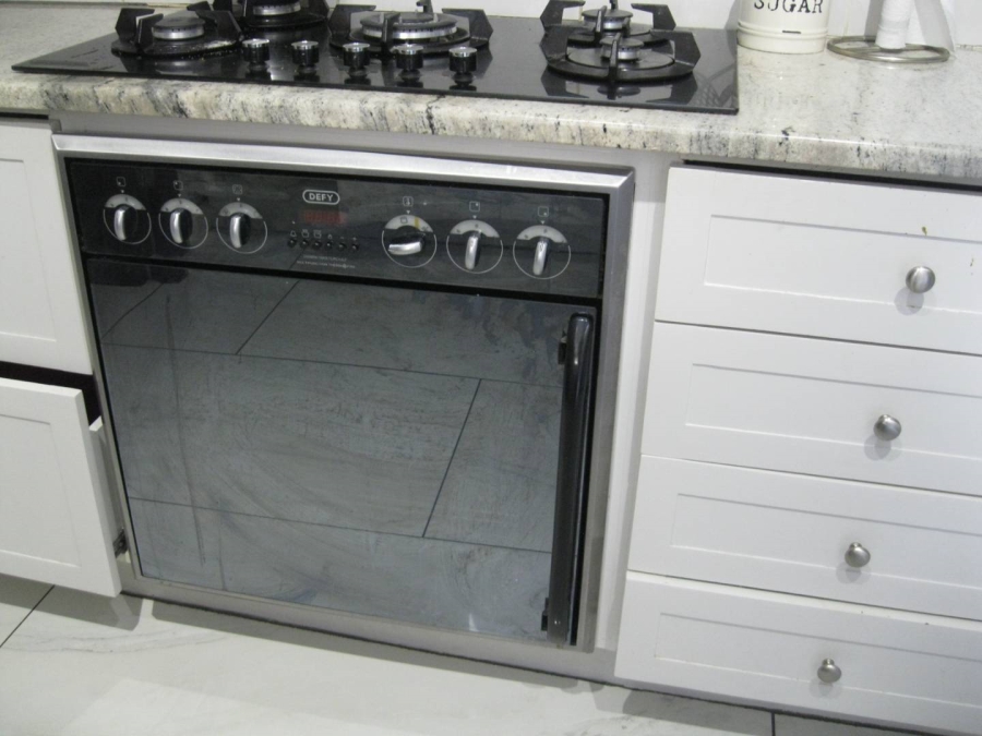 To Let 4 Bedroom Property for Rent in Midlands Estate Gauteng