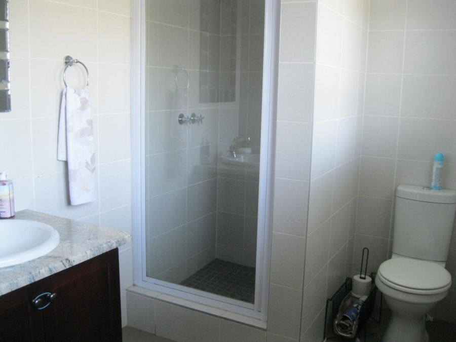 To Let 4 Bedroom Property for Rent in Midlands Estate Gauteng