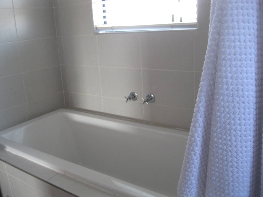 To Let 4 Bedroom Property for Rent in Midlands Estate Gauteng