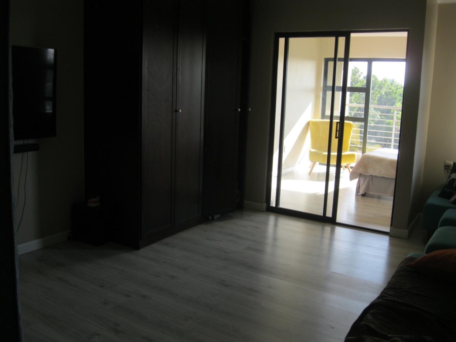 To Let 4 Bedroom Property for Rent in Midlands Estate Gauteng