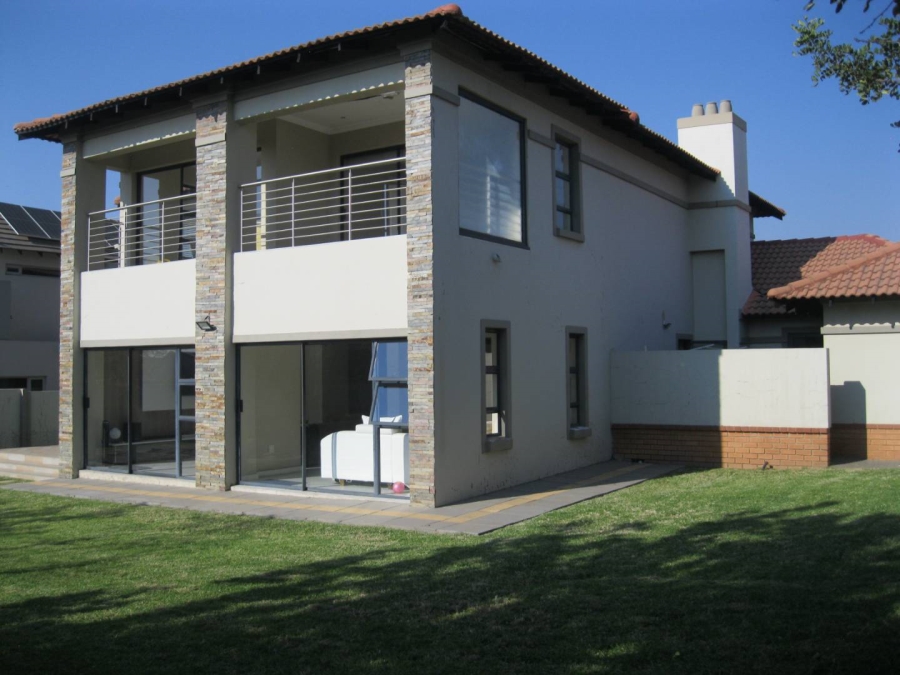 To Let 4 Bedroom Property for Rent in Midlands Estate Gauteng