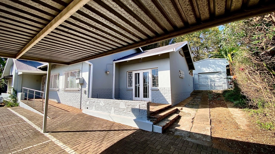 3 Bedroom Property for Sale in Meyerspark Gauteng