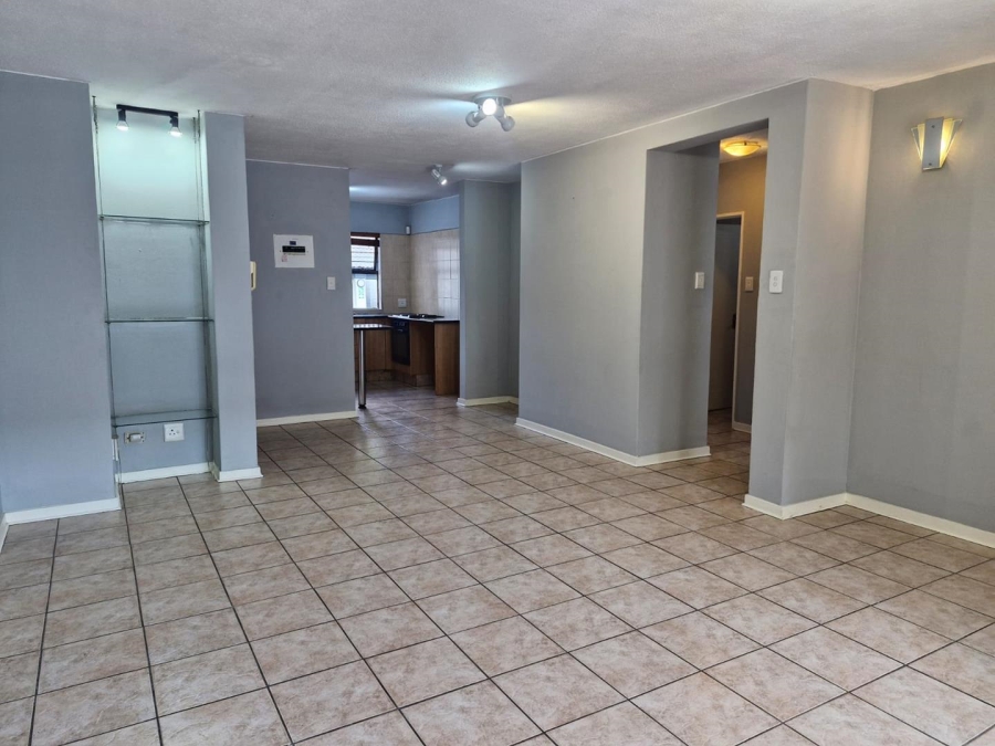 2 Bedroom Property for Sale in Gallo Manor Gauteng