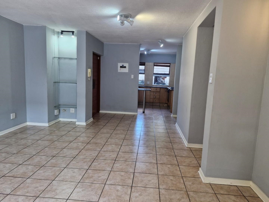 2 Bedroom Property for Sale in Gallo Manor Gauteng