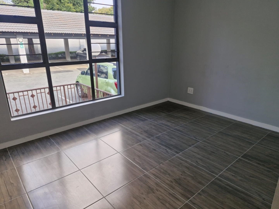 2 Bedroom Property for Sale in Gallo Manor Gauteng