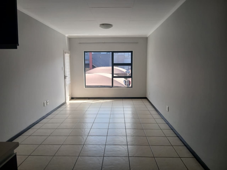 2 Bedroom Property for Sale in Oakdene Gauteng