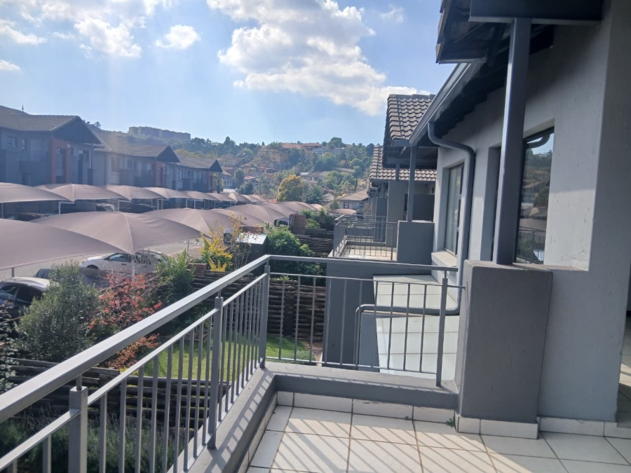 2 Bedroom Property for Sale in Oakdene Gauteng