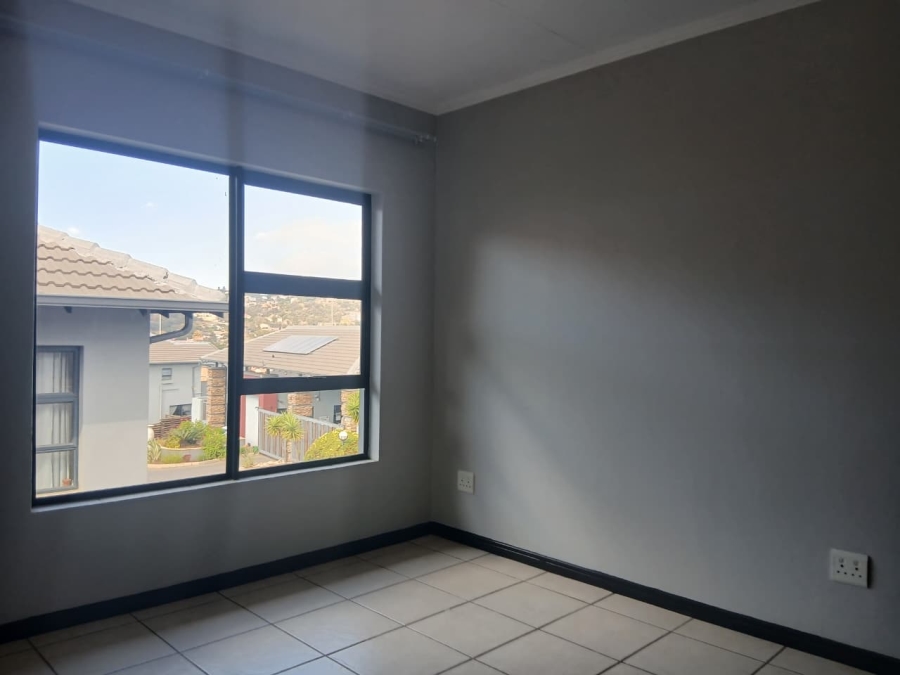 2 Bedroom Property for Sale in Oakdene Gauteng
