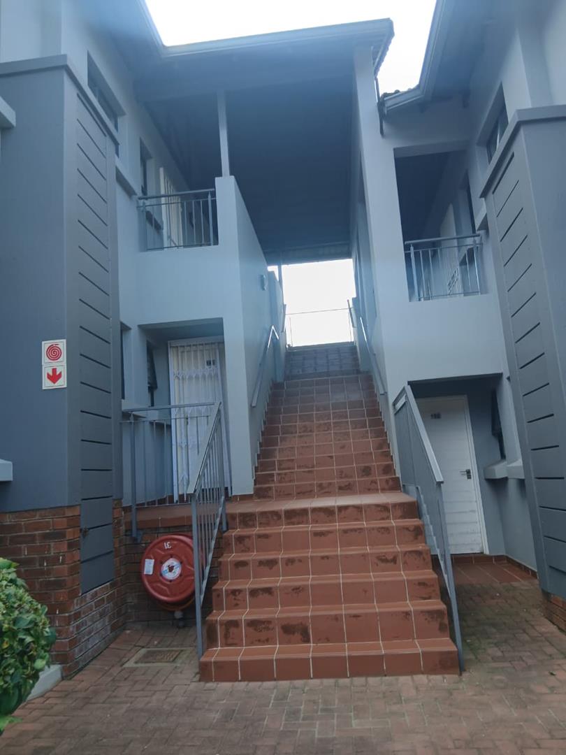 2 Bedroom Property for Sale in Oakdene Gauteng