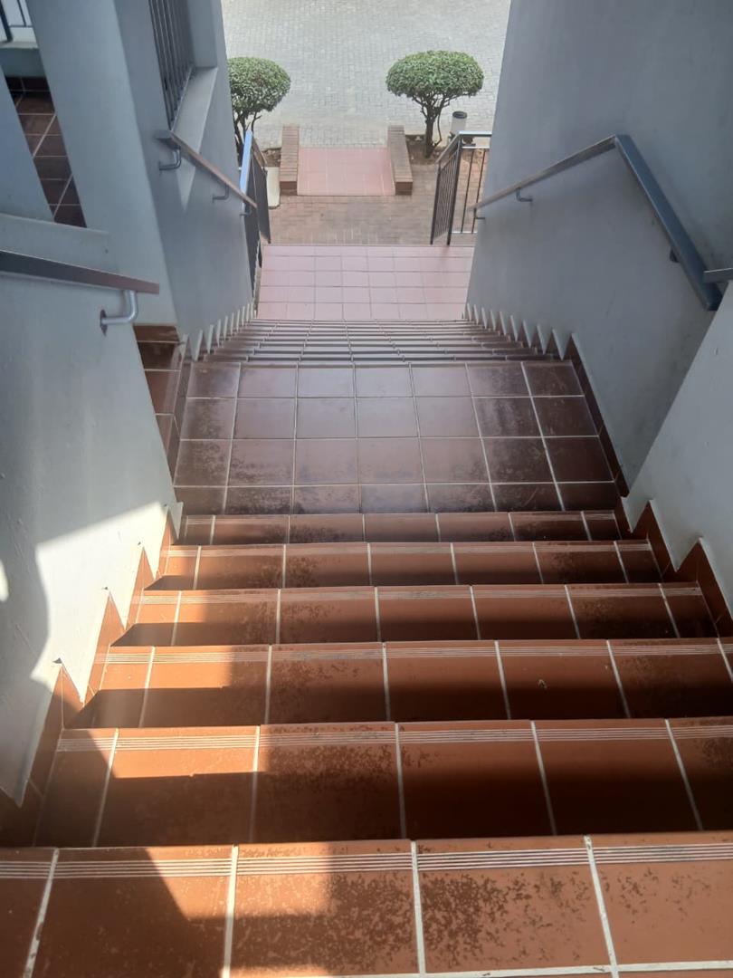 2 Bedroom Property for Sale in Oakdene Gauteng