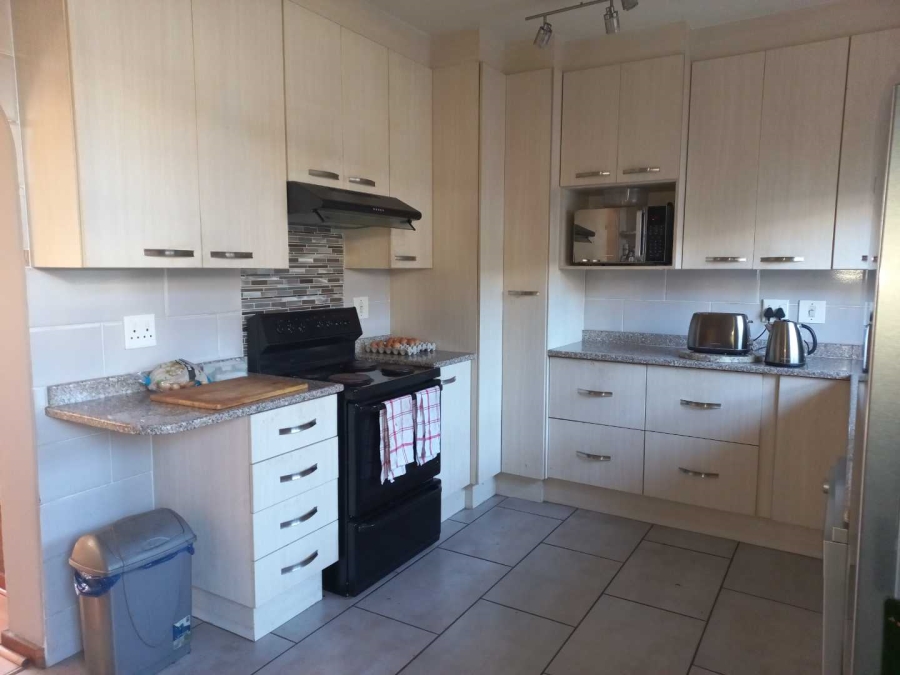 3 Bedroom Property for Sale in Benoni West Gauteng