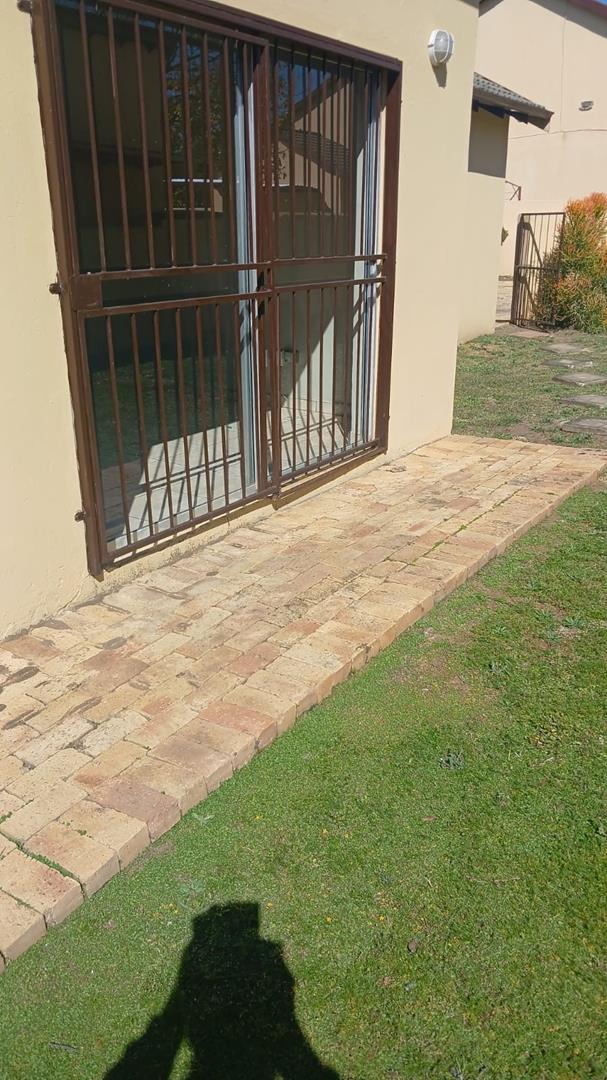 2 Bedroom Property for Sale in Equestria Gauteng