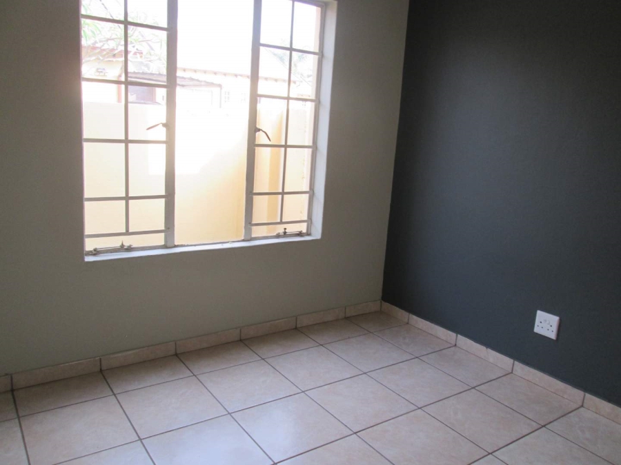 2 Bedroom Property for Sale in Equestria Gauteng