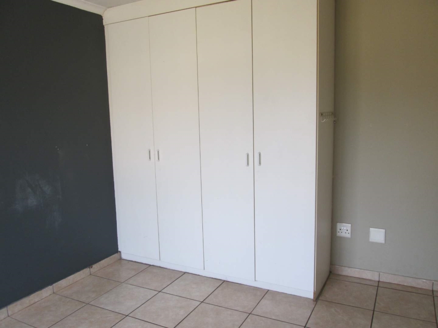 2 Bedroom Property for Sale in Equestria Gauteng