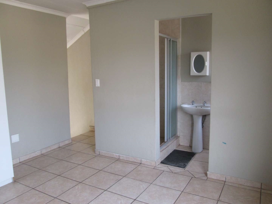 2 Bedroom Property for Sale in Equestria Gauteng