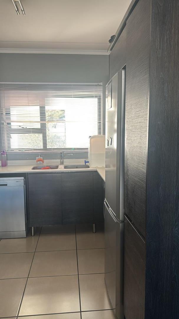 2 Bedroom Property for Sale in Greenstone Hill Gauteng