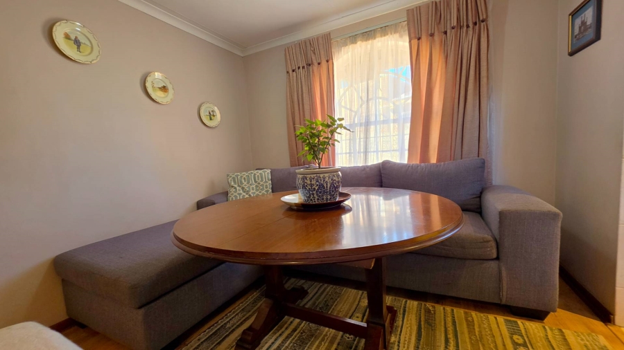 4 Bedroom Property for Sale in Glenvista Gauteng