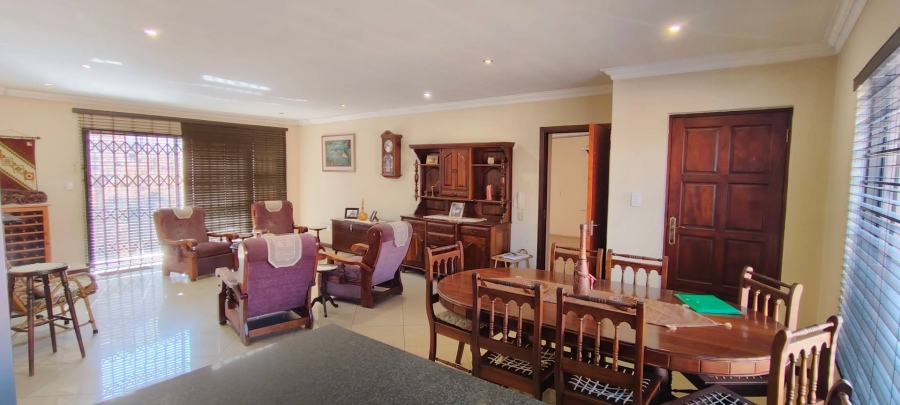 3 Bedroom Property for Sale in New Redruth Gauteng