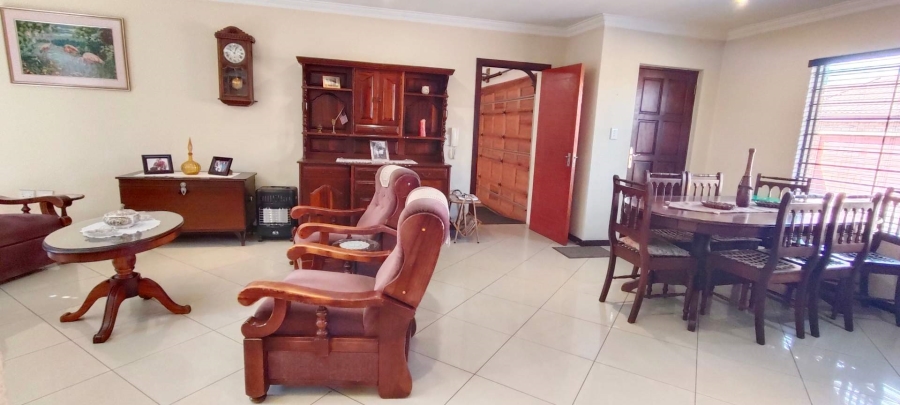 3 Bedroom Property for Sale in New Redruth Gauteng