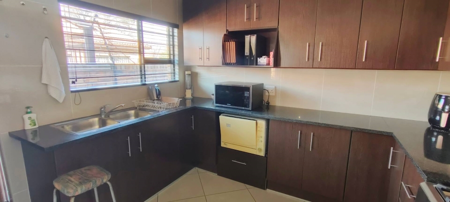 3 Bedroom Property for Sale in New Redruth Gauteng