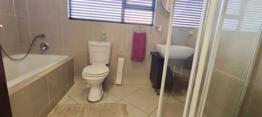 3 Bedroom Property for Sale in New Redruth Gauteng