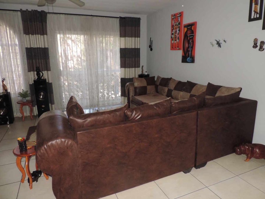 2 Bedroom Property for Sale in New Redruth Gauteng