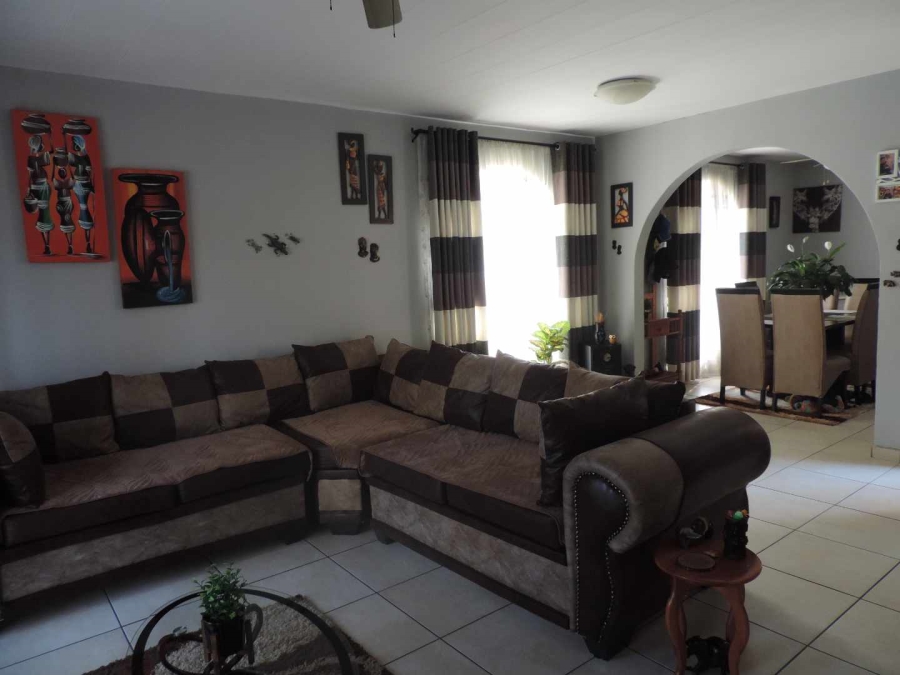 2 Bedroom Property for Sale in New Redruth Gauteng