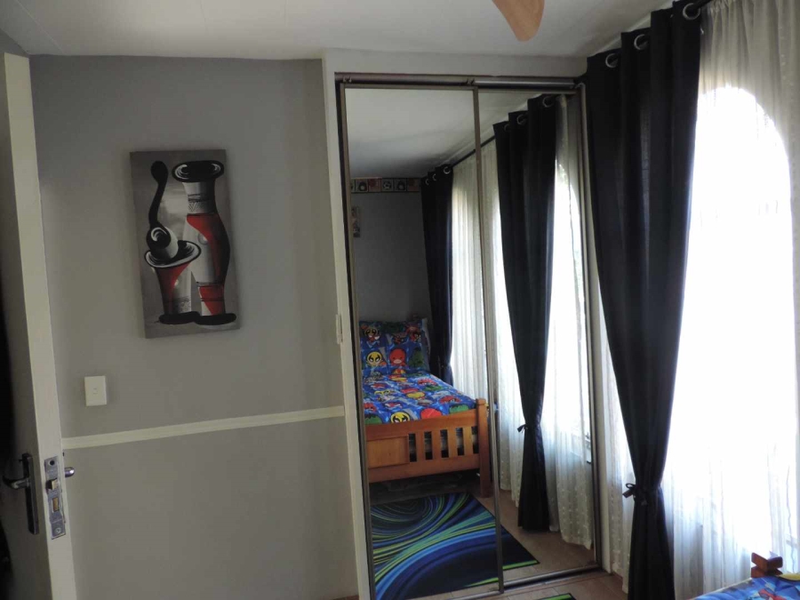 2 Bedroom Property for Sale in New Redruth Gauteng