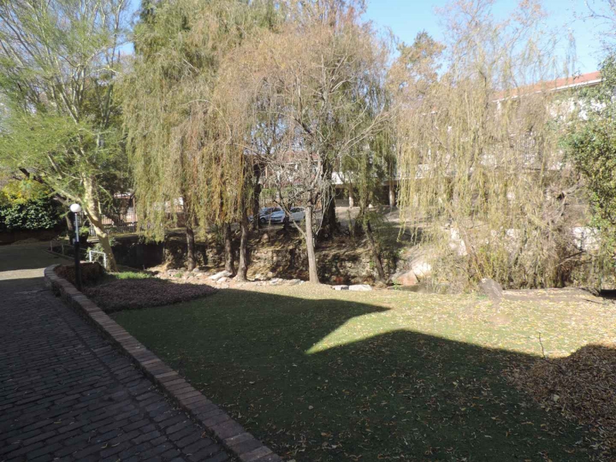 2 Bedroom Property for Sale in New Redruth Gauteng