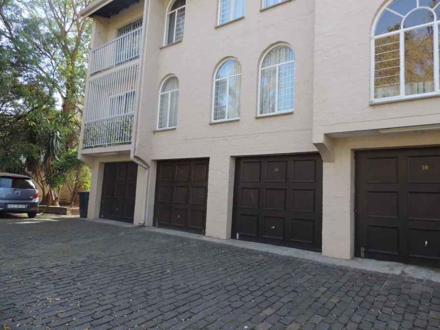 2 Bedroom Property for Sale in New Redruth Gauteng