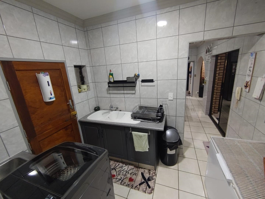 3 Bedroom Property for Sale in Arcon Park Gauteng