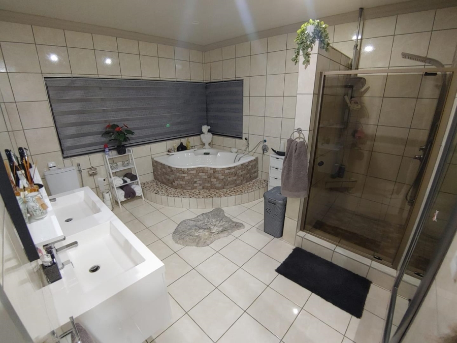 3 Bedroom Property for Sale in Arcon Park Gauteng