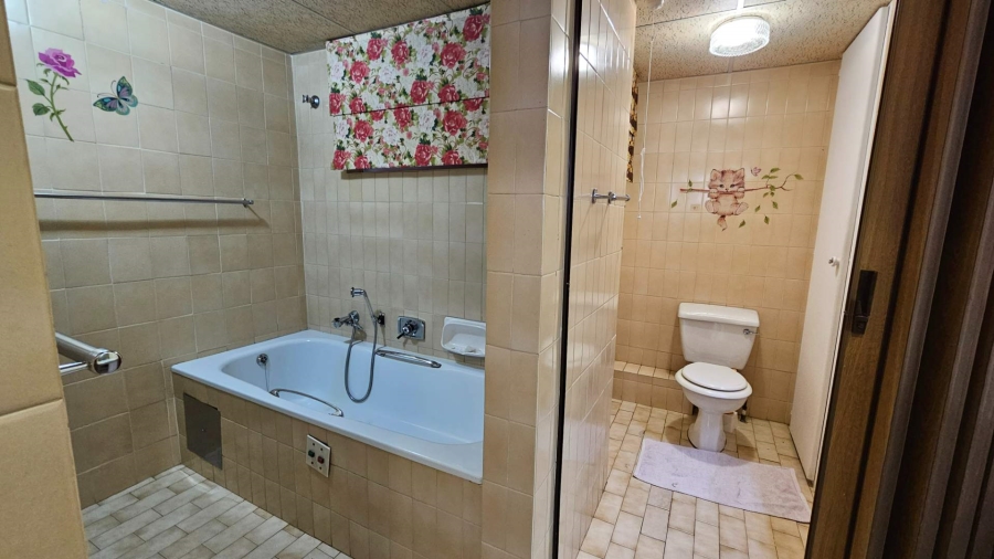 1 Bedroom Property for Sale in Pretoria Central Gauteng