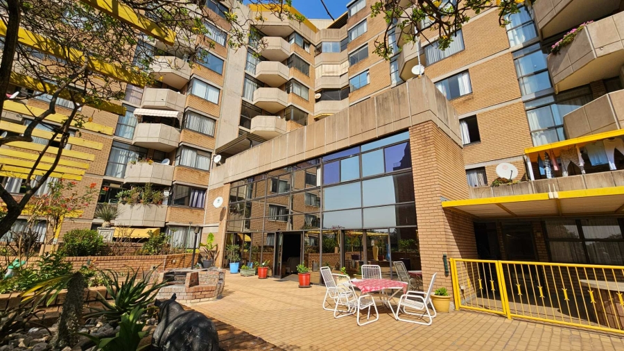 1 Bedroom Property for Sale in Pretoria Central Gauteng