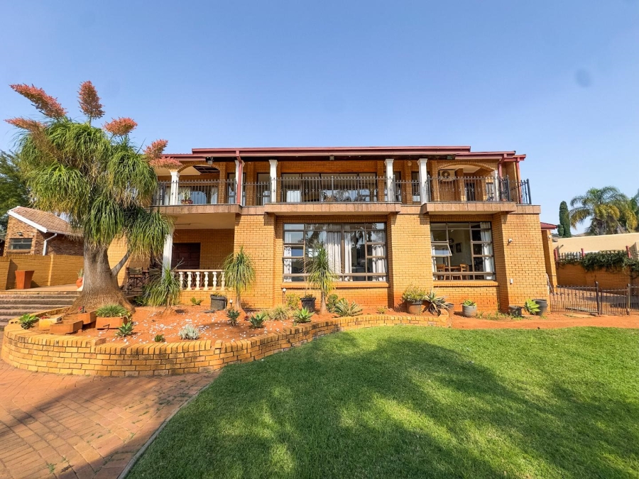 4 Bedroom Property for Sale in Amandasig Gauteng