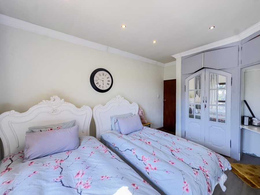 4 Bedroom Property for Sale in Amandasig Gauteng