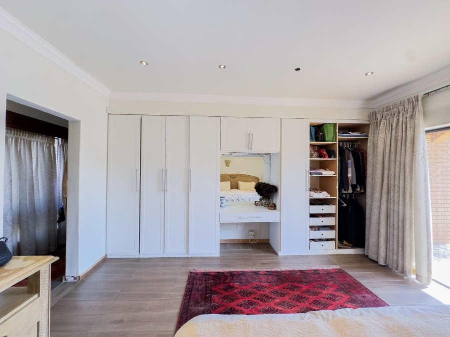 4 Bedroom Property for Sale in Amandasig Gauteng