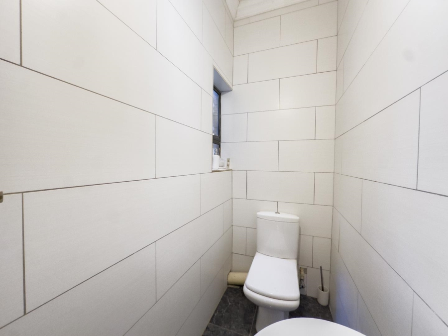 4 Bedroom Property for Sale in Amandasig Gauteng