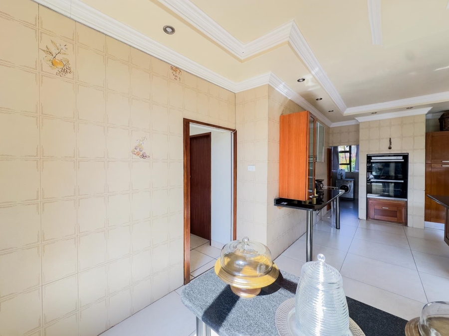 4 Bedroom Property for Sale in Amandasig Gauteng